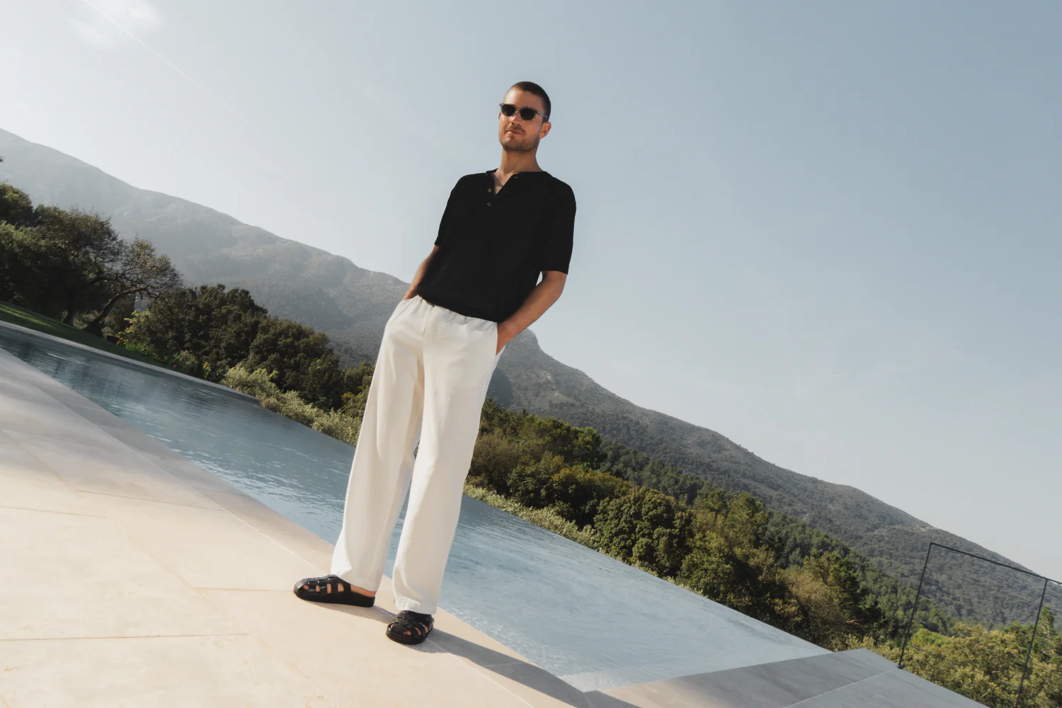 Robert 42 - Image 8